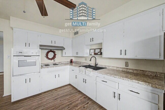 4325 N 26th St Phoenix, AZ 85016 photo 4