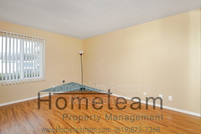 3030 Suncrest Dr San Diego, CA 92116 photo 3