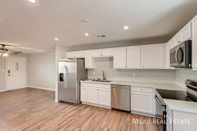 3429 E Blanche Dr Phoenix, AZ 85032 photo 5