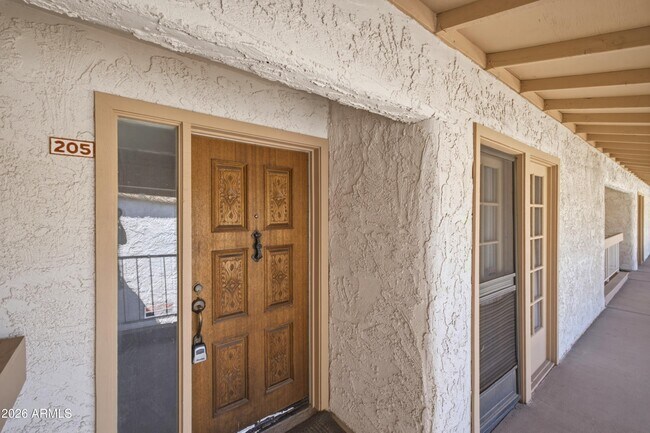 709 S Power Rd Mesa, AZ 85206 photo 2