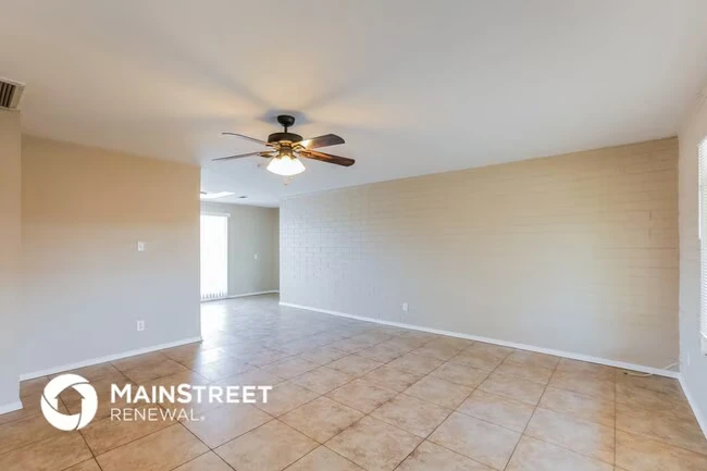 5534 W Weldon Ave Phoenix, AZ 85031 photo 4