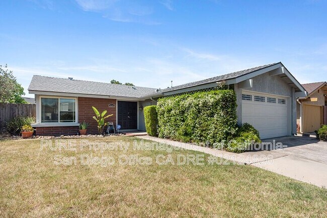 8209 Calle Del Humo San Diego, CA 92126 photo 2