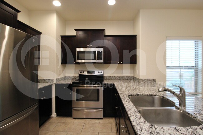 854 S San Marcos Dr Apache Junction, AZ 85120 photo 4