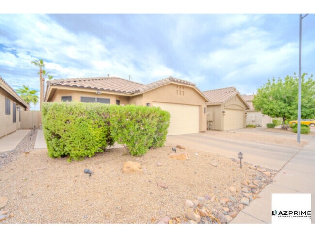 3321 E Blackhawk Dr Phoenix, AZ 85050 photo 3