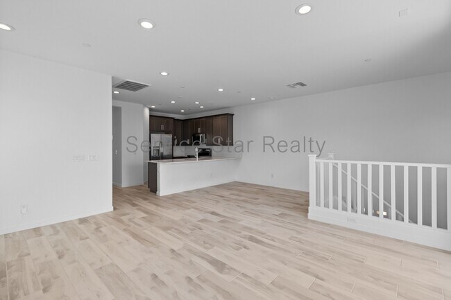 4721 S Ferric Mesa, AZ 85212 photo 4
