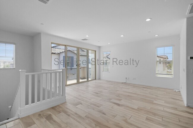 4721 S Ferric Mesa, AZ 85212 photo 3