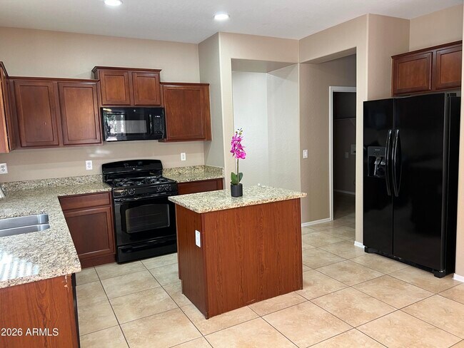 2381 N Monticello Dr Florence, AZ 85132 photo 4