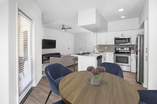 Vintara Apartments photo 3