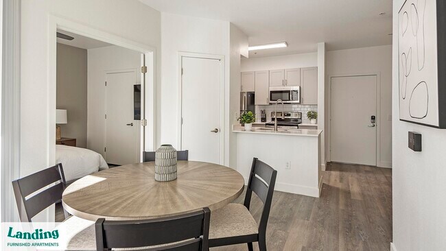 1001 E Playa Del Norte Dr Tempe, AZ 85288 photo 5