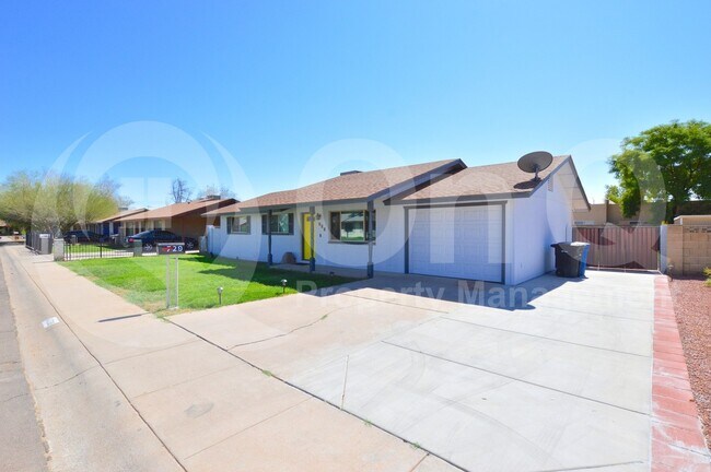 729 E Laredo St Chandler, AZ 85225 photo 2