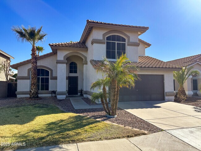 17311 N Kimberly Way Surprise, AZ 85374 photo 2