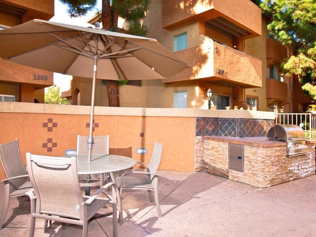 Elan Paseo Vista photo 4