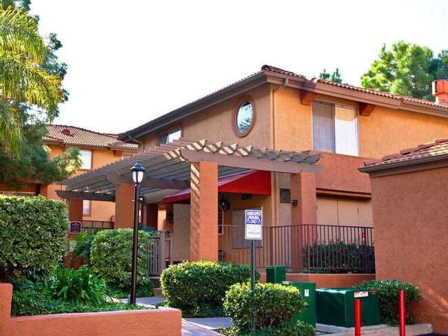 Elan Paseo Vista photo 3