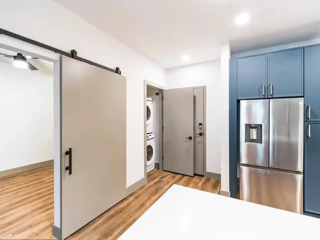 Modera Chandler photo 5