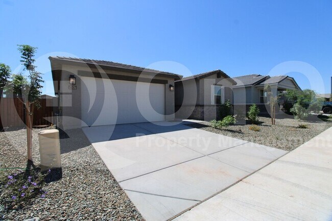 16067 W El Cortez Pl Sun City West, AZ 85387 photo 2