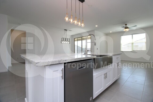 16067 W El Cortez Pl Sun City West, AZ 85387 photo 3