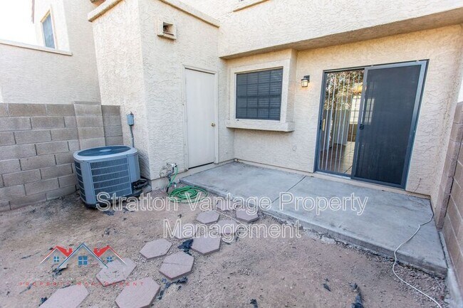 921 W University Dr Mesa, AZ 85201 photo 2