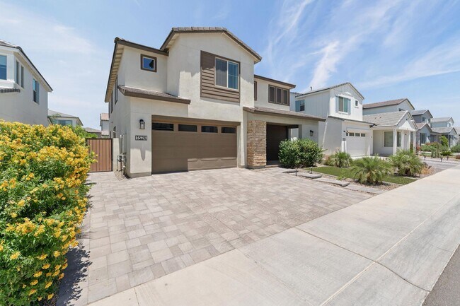 1524 E Carob Ct Gilbert, AZ 85298 photo 3