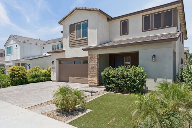 1524 E Carob Ct Gilbert, AZ 85298 photo 2