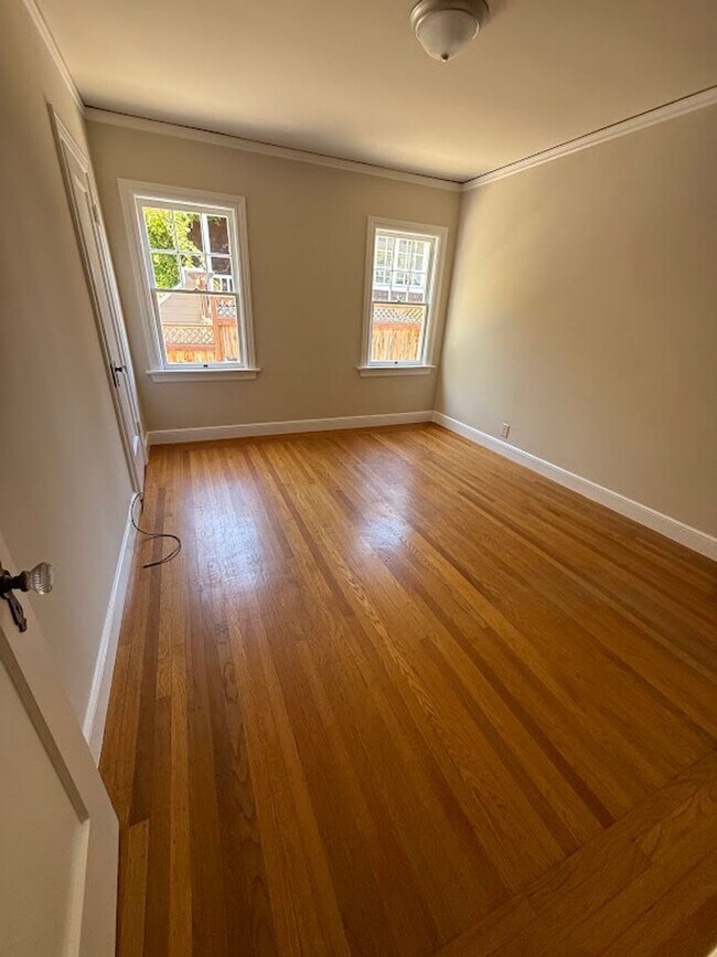 1808 Sanchez Ave Burlingame, CA 94010 photo 5