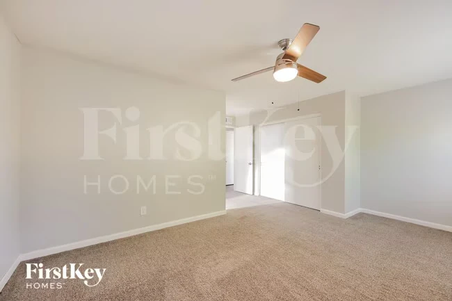 6338 W Purdue Ave Glendale, AZ 85302 photo 3