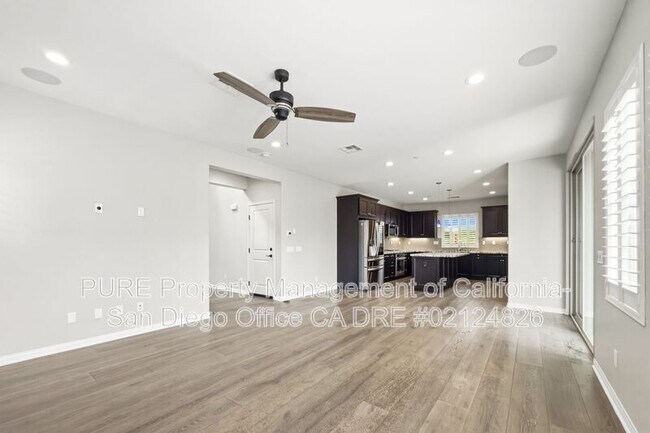 1046 Camino Levante Chula Vista, CA 91913 photo 3