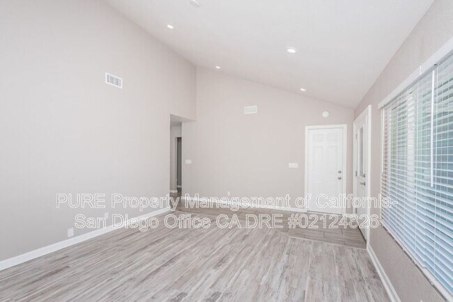 11215 Zapata Ave San Diego, CA 92126 photo 4