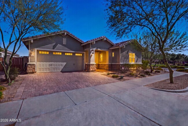 2024 W Andalusian Trail Phoenix, AZ 85085