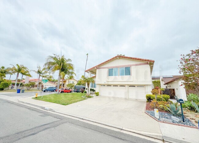 203 Chapalita Dr Encinitas, CA 92024 photo 3