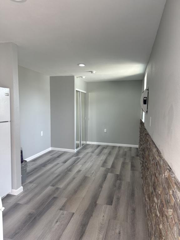 1007 Center Ave