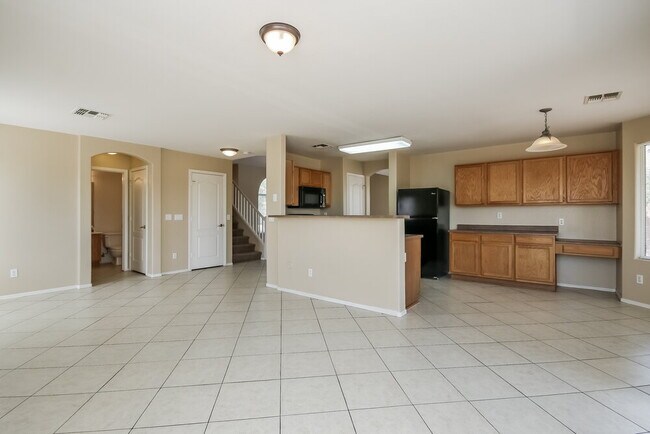 1713 S 82nd Ave Phoenix, AZ 85043 photo 5