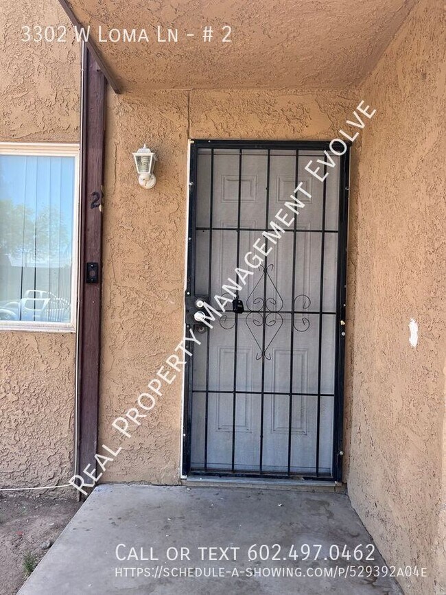 3302 W Loma Ln Phoenix, AZ 85051 photo 3