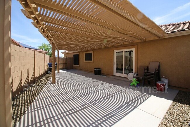 15482 W Sierra St Surprise, AZ 85379 photo 3