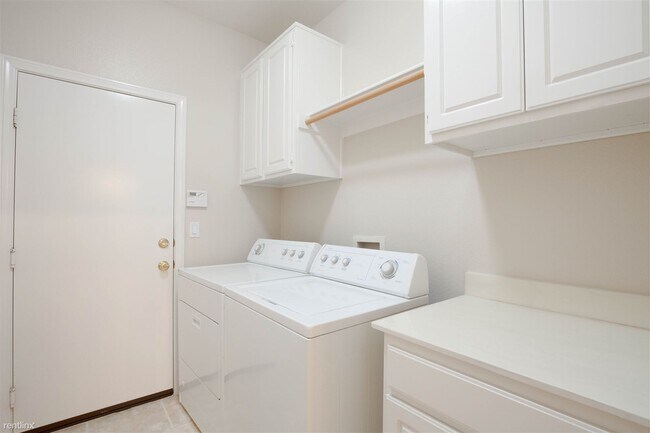 31236 Firestone St Temecula, CA 92591 photo 5