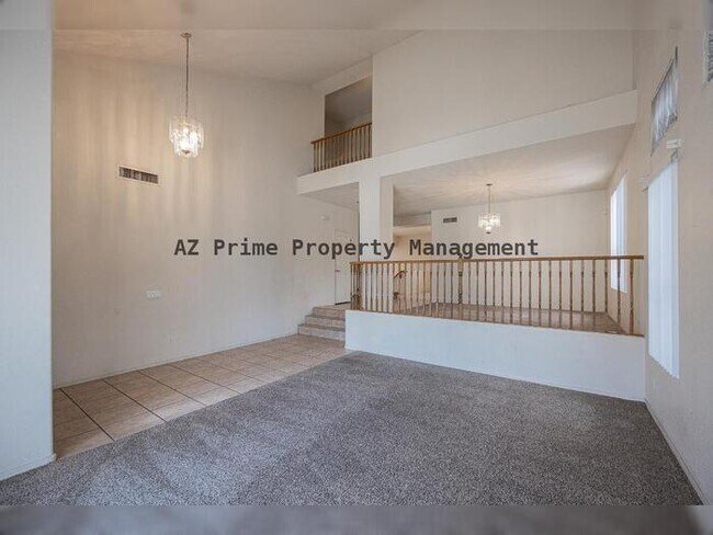 1131 W Longhorn Dr Chandler, AZ 85286 photo 4