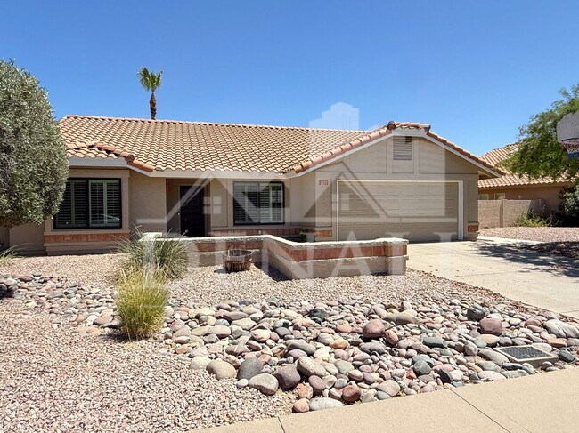 1211 E Drake Dr Tempe, AZ 85283 photo 2