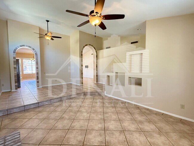1211 E Drake Dr Tempe, AZ 85283 photo 4