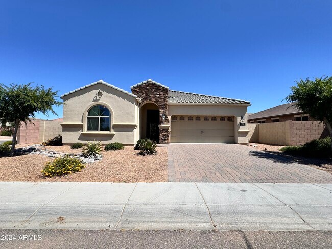 172 E Cres Pl Chandler, AZ 85249