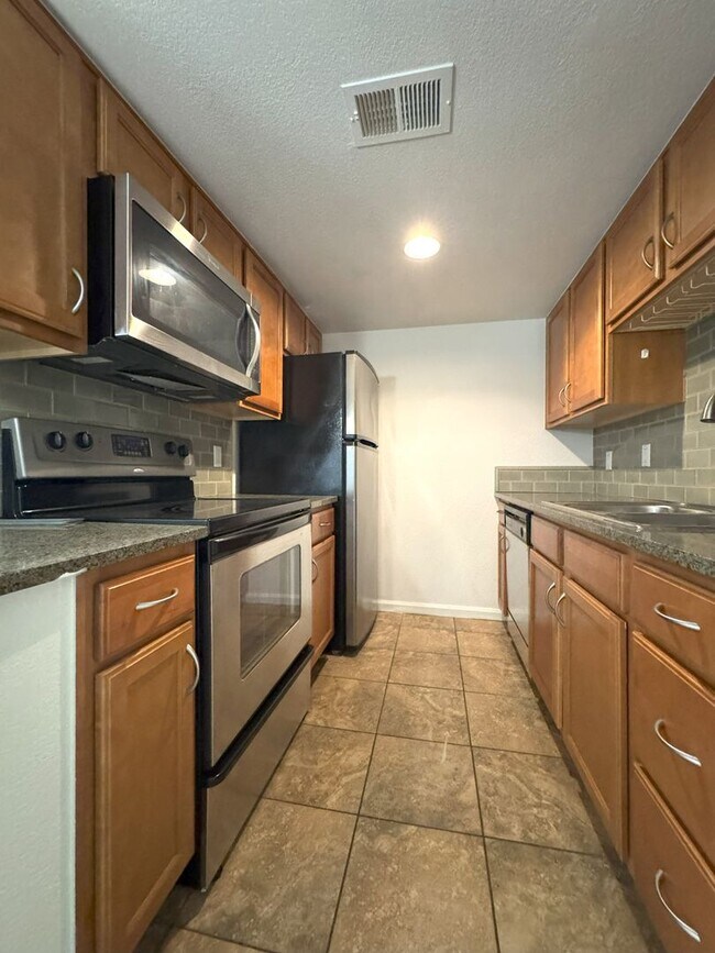 200 E Southern Ave Tempe, AZ 85282 photo 3