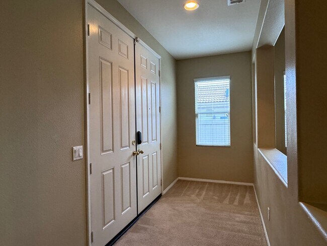 29626 Royal Burgh Dr Murrieta, CA 92563 photo 2