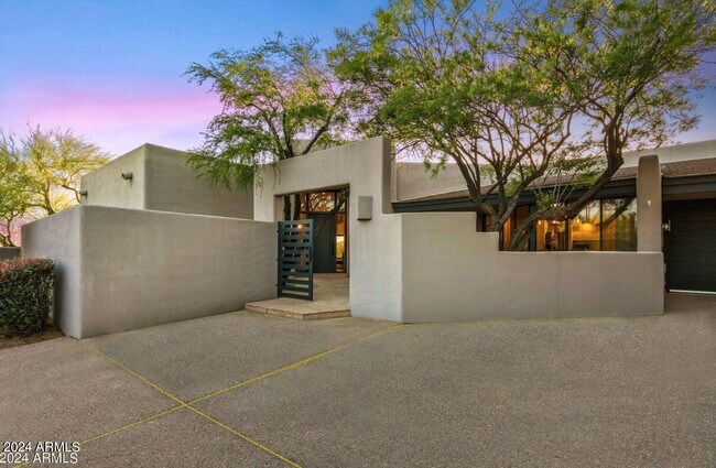 10726 E Tamarisk Way Scottsdale, AZ 85262 photo 4