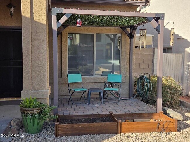 3020 E Friess Dr Phoenix, AZ 85032 photo 2