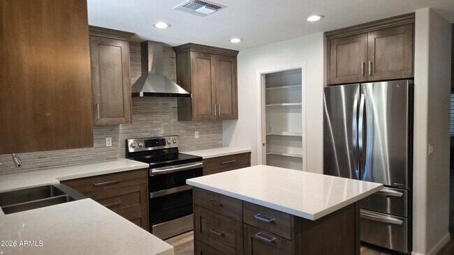 3020 E Friess Dr Phoenix, AZ 85032 photo 5