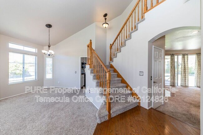39730 Notting Hill Rd Murrieta, CA 92563 photo 3