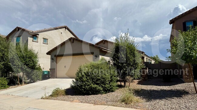 40451 W Shaver Dr Maricopa, AZ 85138 photo 2