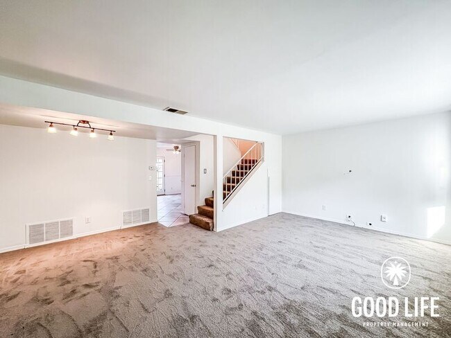 7887 Rancho Fanita Dr Santee, CA 92071 photo 2