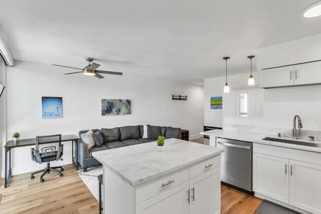3050 Rue D’Orleans San Diego, CA 92110 photo 5