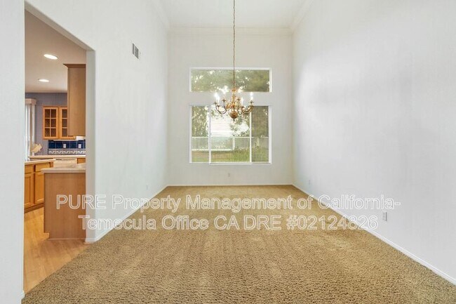 32555 Favara Dr Temecula, CA 92592 photo 3