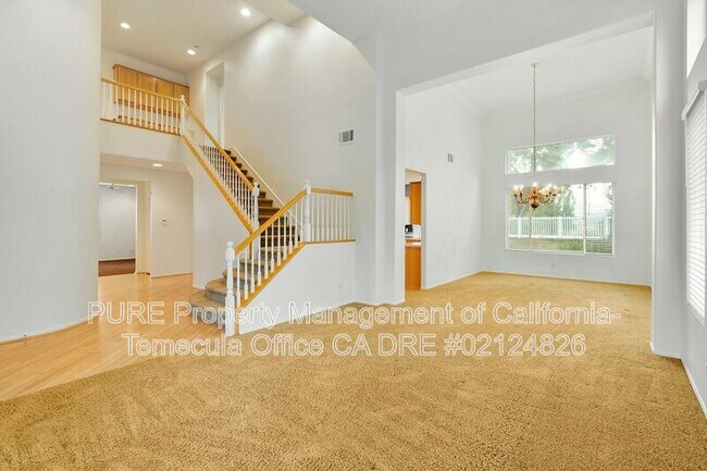 32555 Favara Dr Temecula, CA 92592 photo 2