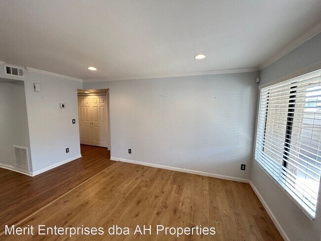 818 S Westwood Mesa, AZ 85210 photo 4